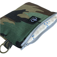 Load image into Gallery viewer, Mini Zip Clutch- Camo